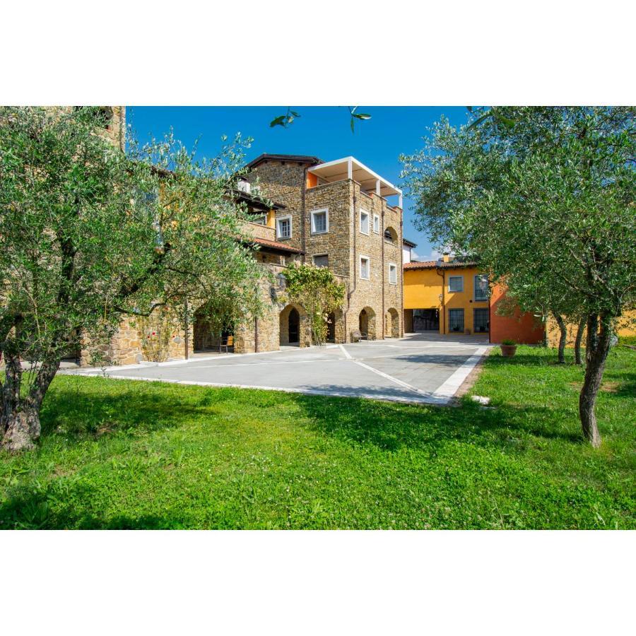 Casa In Lunigiana - Bianca Lejlighed Monti di Licciana Nardi Eksteriør billede